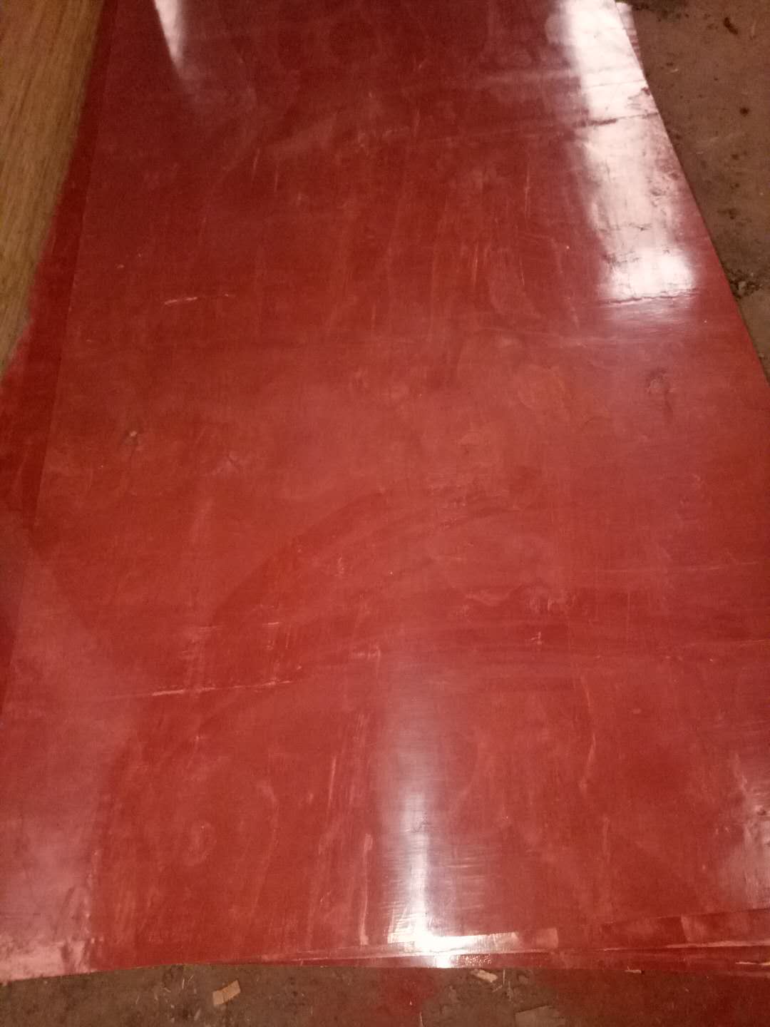 廠家直銷建筑模板，彩色瀝青專用鐵紅，色粉