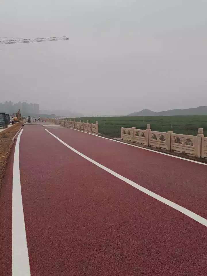 廠家直銷建筑模板，彩色瀝青專用鐵紅，色粉